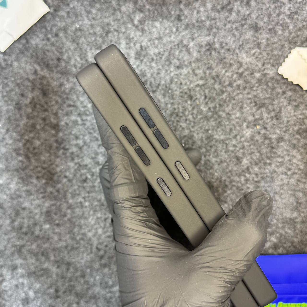 MATT FINISHING MAGSAFE SILICON BORDER