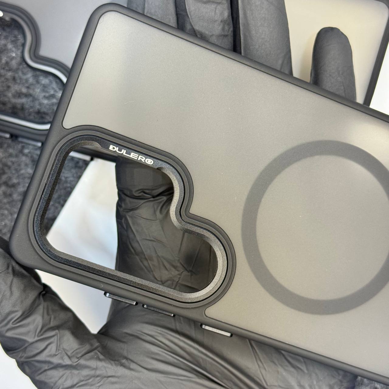 MATT FINISHING MAGSAFE SILICON BORDER