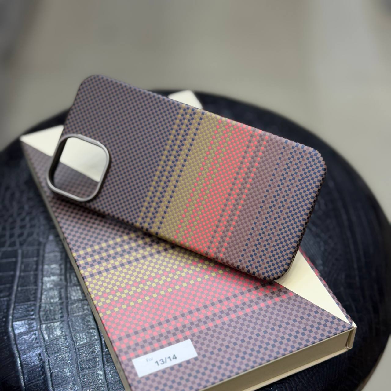 SLIM CASE CARBON CASE MAGSAFE CASE